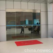  江蘇省楊州市邗江區(qū)紅橋永恒玻璃塑料制品廠 主營(yíng) 玻璃試管 鹽水接頭 壓