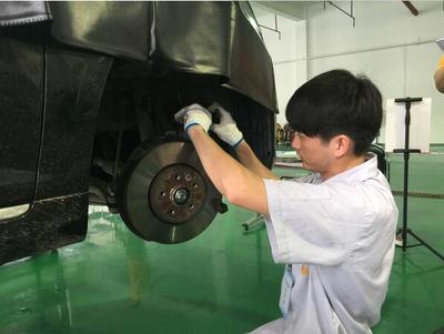 江蘇省交通運(yùn)輸廳門戶網(wǎng)站 運(yùn)政新聞 南京市交通局維管處開(kāi)展2016年度南京市職工職業(yè)(行業(yè))技能大賽汽車維修工技能競(jìng)賽